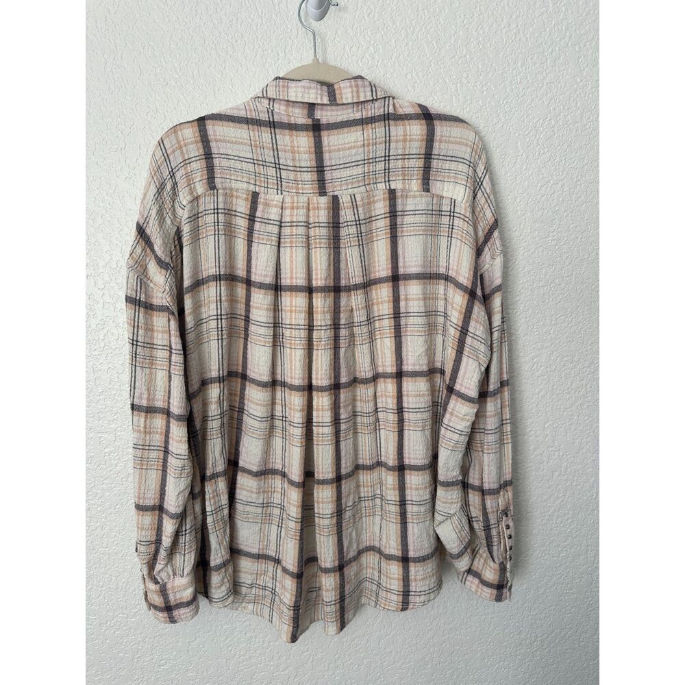 We The Free Cream Brown Plaid Flannel Button Up Short Size Small - Picture 3 of 8